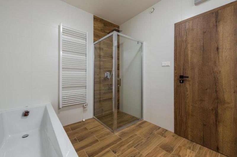 Izba Apartmán 5+2 s mezonetom v NUMERAL, spol. s r.o. – 3